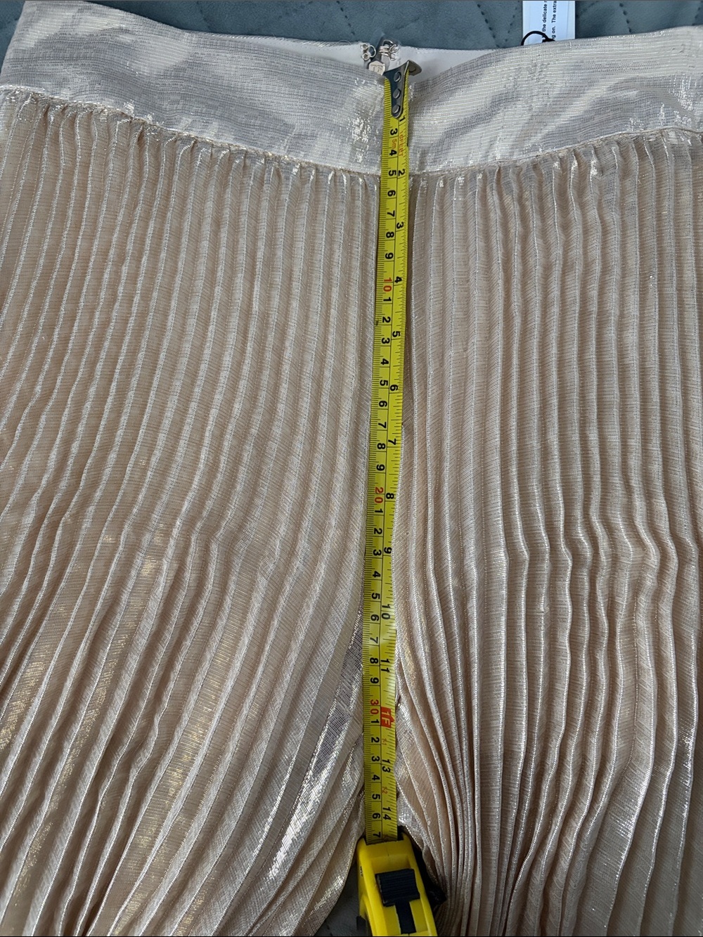 Alice + Olivia Metallic Pleated Wide-Leg Pants in Cream - Picture 9 of 9
